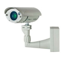 VICON  IQ863WE-V17               IR Camera, Day/Night, Indoor/Outdoor, H.264/MJPEG, 2048 x 1536 Resolution, F1.4 Varifocal Manual Iris 3.3 to 10 MM Lens, 24 VAC/12 to 24 VDC, PoE