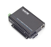 BLACK BOX NETWORK SERVICES LGC5301A   Gigabit Ethernet 1000-Mbps Industrial PoE Media Converter - 10/100/1000-Mbps Copper to 1000-Mbps Multimode Fiber, Extreme Temperature, 850nm, 0.5km, SC