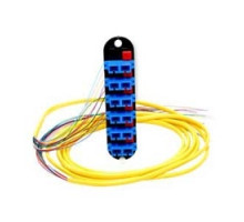 CORNING CCH-CP12-59-P03RH        Closet Connector Housing CCH Panel, pigtailed, SC connectors, Duplex, UPC, 12 F, Single-mode OS2