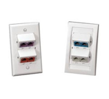 PANDUIT  CFPSL4IWY               Faceplate SVF 4Pt Classic Sloped IW EA