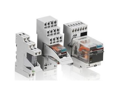 ABB  1SVR405660R1100   Socket Small For 3 C/O CR-U3SM