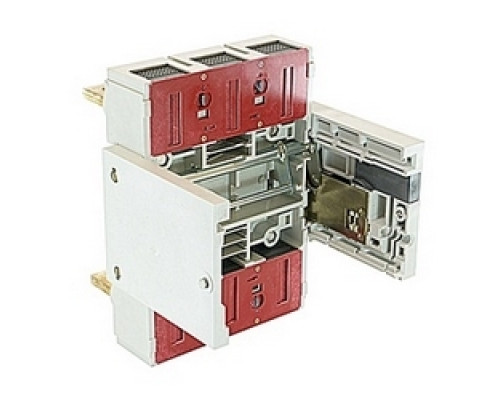 ABB  KT6WFHR   3 pole with rear horizontal terminal draw out kit for use on T6 fixed circuit breakers