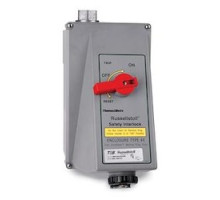 THOMAS & BETTS  9MT34U5W30B   DuraGard Watertight Safety Interlock with Circuit Breaker, 30 600V, 30 Amp with 30 Amp trip rating