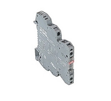 ABB  1SNA645001R0300   R600, 6 mm wide, 24V AC/DC interface relay module with screw clamp connections and a 0.01-6 amp rated SPDT relay output with LED indicator