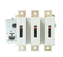 ABB  22685   3 pole, 400 amps rated at 600 V AC, UL 98, open non fusible side operated disconnect switch