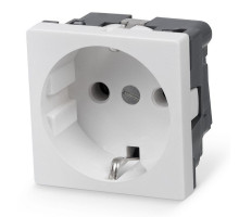 Socket 2k+3, 45x45 mm, white (147102 WT)