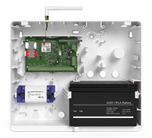 Contact GSM-5A v.2 with an external antenna in a case for a 7 Ah battery