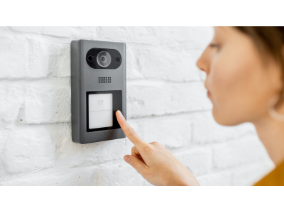 How Video Intercom Systems Work: Device Structure, Monitors & Locks Explained