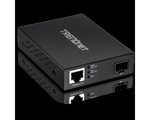 TRENDnet TFC-PGSFP Gigabit PoE PD SFP Fiber Media Converter